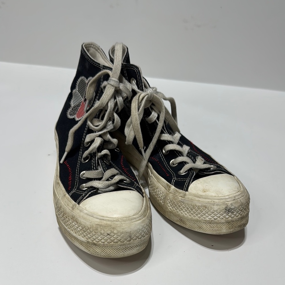 Converse Chuck Taylor All Star Lift High Sneaker Women's 6.5 Men's size 4.5